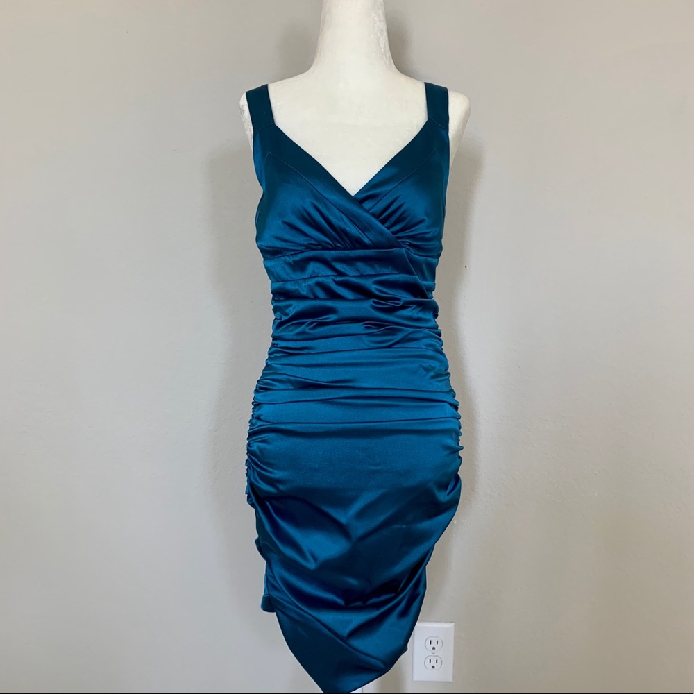 Le Chateau Ruched Knee Length Dress